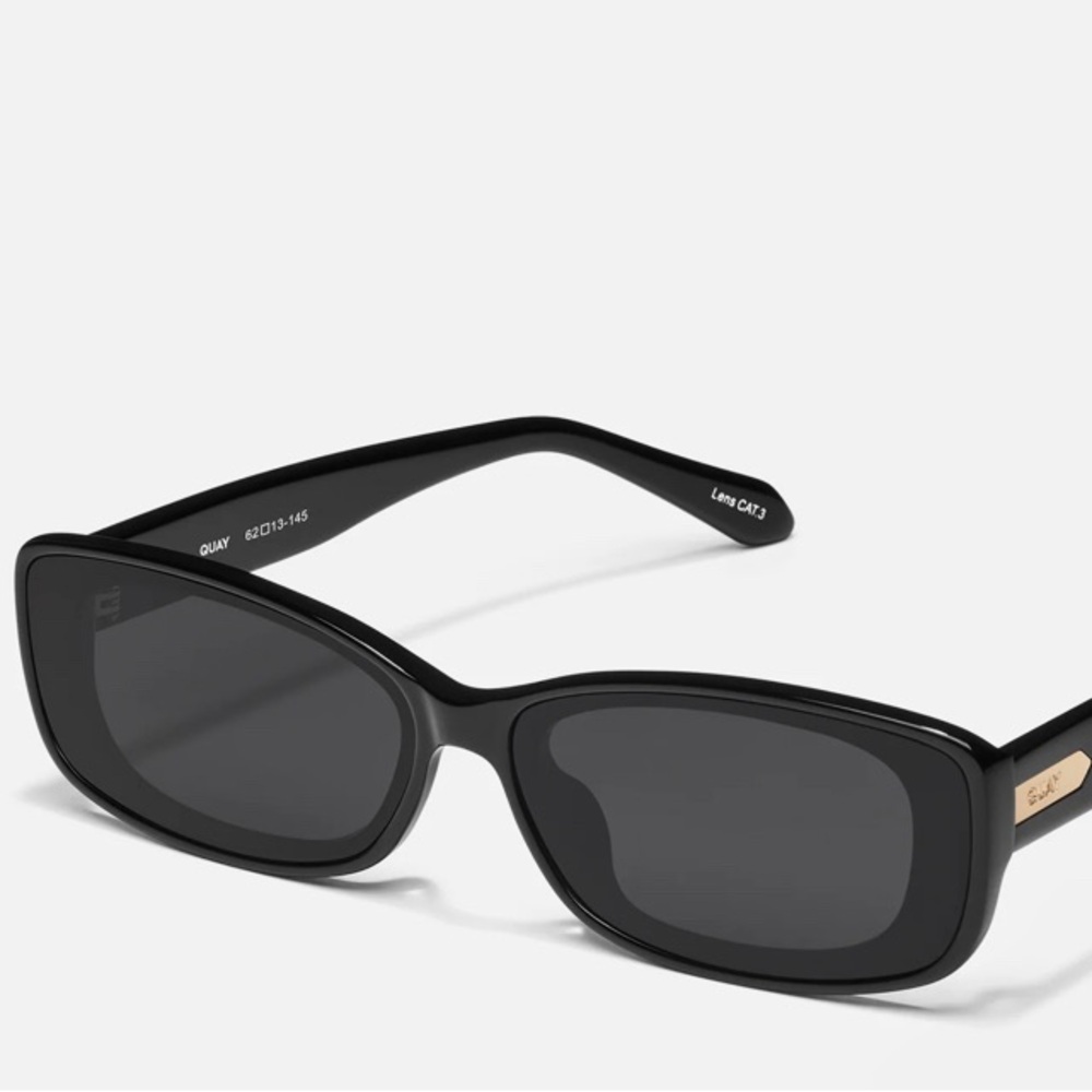 Quay Australia Black Sunglasses vibe check